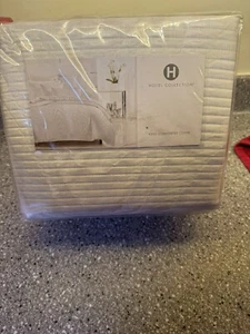Hotel Collection Moire King Duvet Cover New - Picture 1 of 3