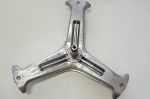 Crocera originale ricambio per lavatrice LG modello F4J5QNW3W.ABWQWIS - Imagen 1 de 1