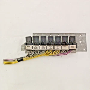 99TO 2001 INTERNATIONAL 4700 FUSE PANEL TESTED GOOD SEE PICS - Foto 1 di 4