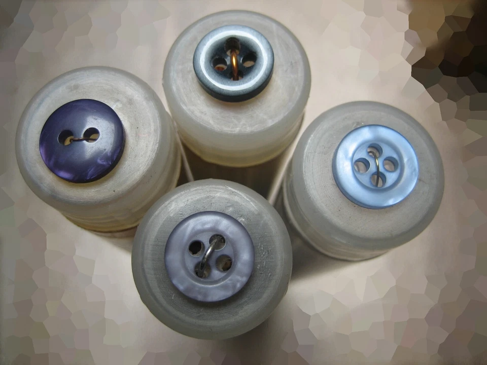 #03 - 10x Mini-Knöpfe - 10mm - für Puppen, Blusen - zur Wahl - Bild 1 von 1