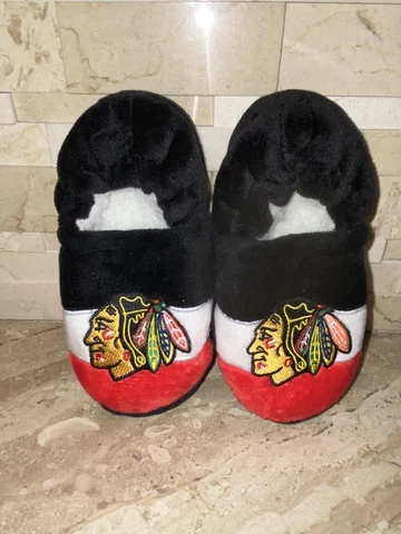 Forever Collectibles NHL Chicago Blackhawks Child Size Small Slippers Cover