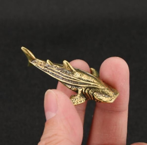 Chinese Art Old Brass Hot Toys Shark Statues Tea Pet Decoration Collection
