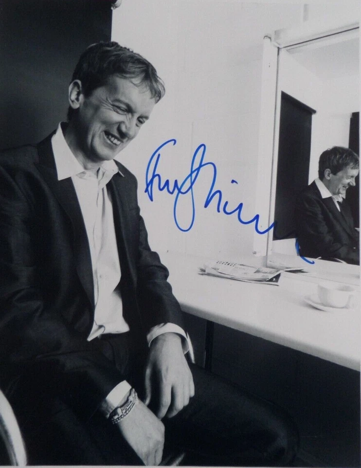 FRANK SKINNER COMEDIAN, DR WHO, AUTOGRAPHED 10 X 8 PHOTOGRAPH. - Image 1 of 1