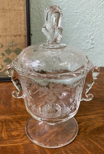 Heisey Orchid Crystal Glass Seahorse Handles Candy Dish Bowl Plume Lid Vintage - Picture 1 of 12