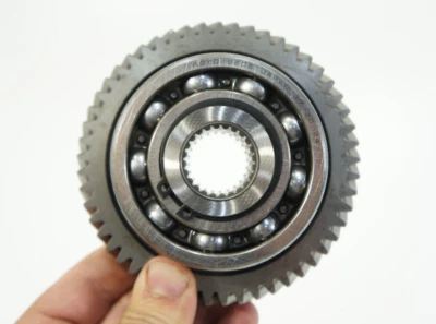 11-2013 Subaru Forester 2.5 AWD transmisión piñón de engranaje con cojinete Foto 1 de 4