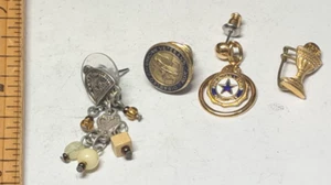 Vintage - 4 spille premio fraterno, orecchini traforati misto metallizzato gotico Wierd - Foto 1 di 17