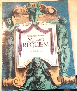 MOZART Requiem in Full Score..Dover Study Ed..Instruments/Voices..S/Cov .VGCond - Picture 1 of 6