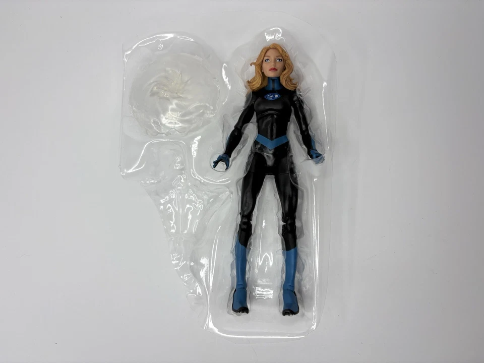 "Figura de mujer invisible Super Skrull Wave Fantastic 4 de Marvel Legends 6""" Foto 1 de 1