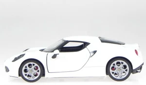 WELLY, ALFA ROMEO 4C 2013 White, 1/24, WEL24048WI - Picture 1 of 4