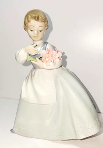 NAO LLADRO Girl With Pink Flowers Rare Porcelain Figurine 1985 Spain - 00495 - Picture 1 of 7