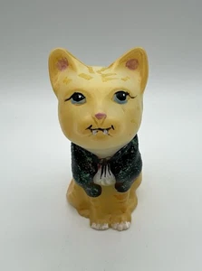 Fenton Custard Glass Halloween Cat Figurine 3.5” Hand Painted Vampire Dracula - Picture 1 of 8