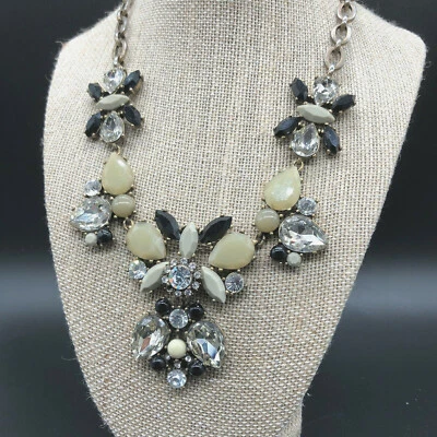 Collar J Crew Vintage Distintivo Cristal Negro y Amarillo Estrás y Cuentas 18" Foto 1 de 4