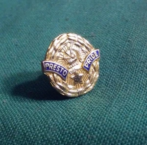 Vintage PRESTO PRIIDE Cookware Employee Award Lapel Pin Gold-Tone Metal 5/8" - Picture 1 of 4
