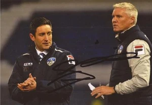 OLDHAM: TONY PHILLISKIRK SIGNED 6x4 ACTION PHOTO+COA - Picture 1 of 1