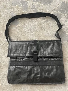 IKEA OBEGRÄNSAD Black Laptop Messenger Bag SWEDISH HOUSE MAFIA LIMITED EDITION - Picture 1 of 5