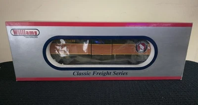 Williams By Bachmann Great Northern Railway Boxcar.  O Gauge. - Image 1 of 4