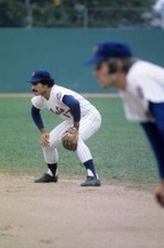 New York Mets Felix Millan fielding vs Pittsburgh Pirates at - 1975 Old Photo