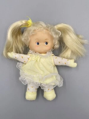 Muñeca bebé coletas rubias vintage UNEEDA en cuerpo de tela vestido amarillo 8" RARA Foto 1 de 4