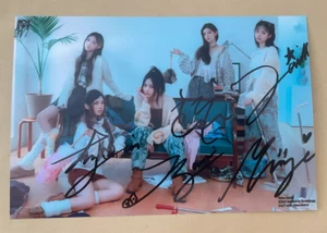 [NUEVOS JEANS] Autógrafos K-Pop 4*6 pulgadas Foto Autografiada Firmada a Mano #12Bonita - Imagen 1 de 1