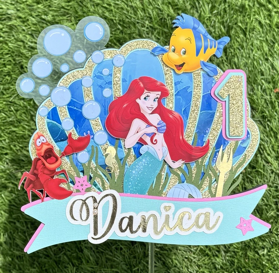 Topper de pastel personalizado con tema de La Sirenita/cualquier nombre cualquier edad Foto 1 de 2