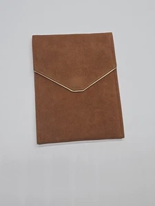 Estuche de joyería de viaje clásico de terciopelo vintage | Collar marrón crema sin enredos - Imagen 1 de 13