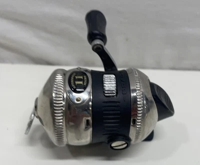 Carrete de fundición giratorio de micro pesca ZEBCO MICRO 11 de colección Foto 1 de 4