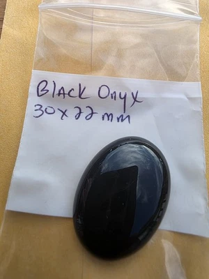 Black Onyx Cabochon 30×22mm - Image 1 of 3