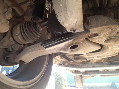 4013A236 braccio sospensione inferiore anteriore per MITSUBISHI GRANDIS (NA W) Foto 1 de 3