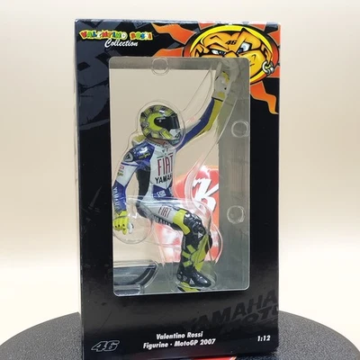 MINICHAMPS 1/12 Figurine Lap of Honour Valentino Rossi Jerez 2007 312079046 - Image 1 of 3