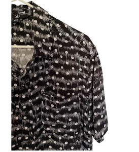 Volcom Men’s Classic Fit Black Short Sleeve Button-Up Shirt Surf Skate Print XL - Picture 1 of 8