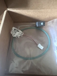 Genuine GM Fuel Level Sensor Kit with Seal 19180190 New in Box - Picture 1 of 2