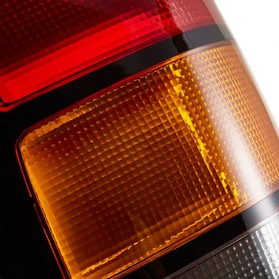 For GMC Sierra 1500 Classic 07 Driver Side Replacement Tail Light CAPA Certified Foto 1 de 4