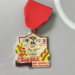 2016 San Antonio Chick-Fil-A Fiesta Medal - Picture 1 of 5