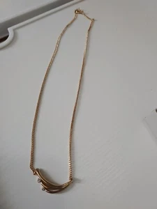 AVON VINTAGE SWEEPING SPARKLE NECKLACE 1985 16 inches  worn - Picture 1 of 5
