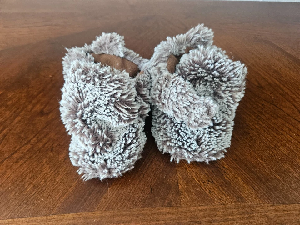 Zapatillas Bebé - Marrón Esponjoso - Hasta 24 Meses Foto 1 de 1