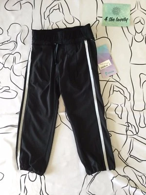  Lululemon Ivivva, Girls, Get Your Move On Crop, SIZE 6, BLK/WHT,$ 58 Last one - Image 1 of 4