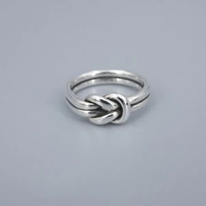 James Avery Lovers' Knot Ring Band Sterling Silver Size 6 Retired RS3817 - Picture 1 of 4