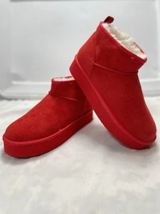 Aerie Scuff hohe Hausschuhe ROT pelzige Plateauschuhe Damengröße 8 Kunstfell - Bild 1 von 10