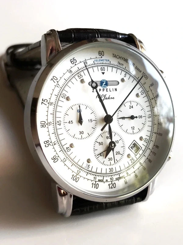 Reloj automático Zeppelin 100 años 7680 caja de acero inoxidable aspecto clásico Foto 1 de 4