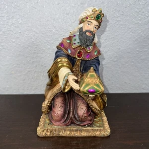 Kirkland Signature Nativity 13 Piece Set 915694 Replacement Kneeling Wiseman - Picture 1 of 5