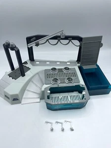Droid Factory Star Wars Galaxy’s Edge Color Changing Action Figure Playset - Picture 1 of 11
