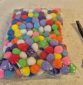 100 bolas de pompón artesanales y 100 ojos movibles - colores surtidos para proyectos hágalo usted mismo - Imagen 1 de 8