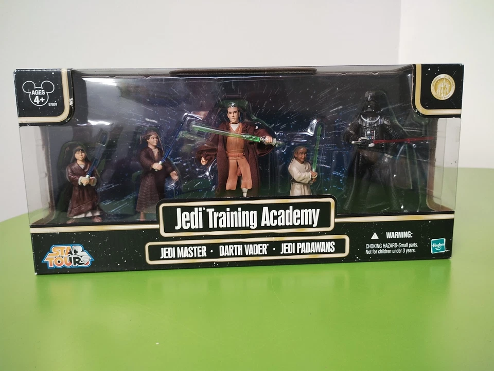 figurine star wars COFFRET JEDI TRAINING ACADEMY hasbro - Photo 1/1