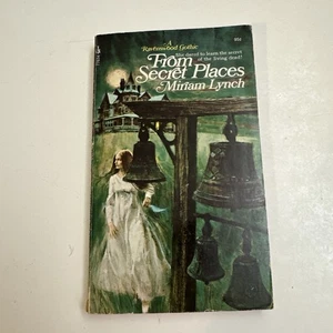 FROM SECRET PLACES by MIRIAM LYNCH-MAR.1973 RAVENSWOOD PB=GOTHIC/ HORROR/GHOSTS - Imagen 1 de 18