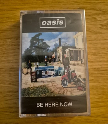 Oasis - BE HERE NOW - Cassette (25th Anniversary Edition) - (RKIDMC85A ) (NEW) - Изображение 1 из 4