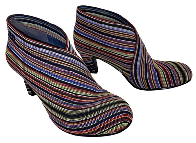 NUEVO UN United Nude Medio Tobillo Mujer Botines Botas 40 EU 9.5 EE. UU. Tacón a Rayas Plegado Foto 1 de 4