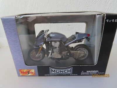 MAISTO  MUNCH MAMMUT 2000 model in original box 1:18 scale  . - Image 1 of 4