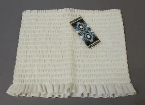 Boohoo Women's Tall Shirred Bandeau Crop Top JL3 White Size Size 8 (US 4) NWT - Picture 1 of 4