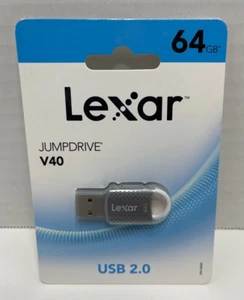 LEXAR JumpDrive V40 64 GB USB 2.0 unità flash--NUOVO - Foto 1 di 2