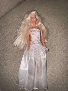 ⭐️Vintage Barbie Braut mit Ohrringen Form 1966 - Bild 1 von 8
